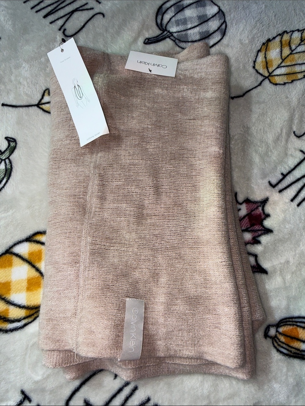 Calvin Klein infinity loop scarf- Blush Tan